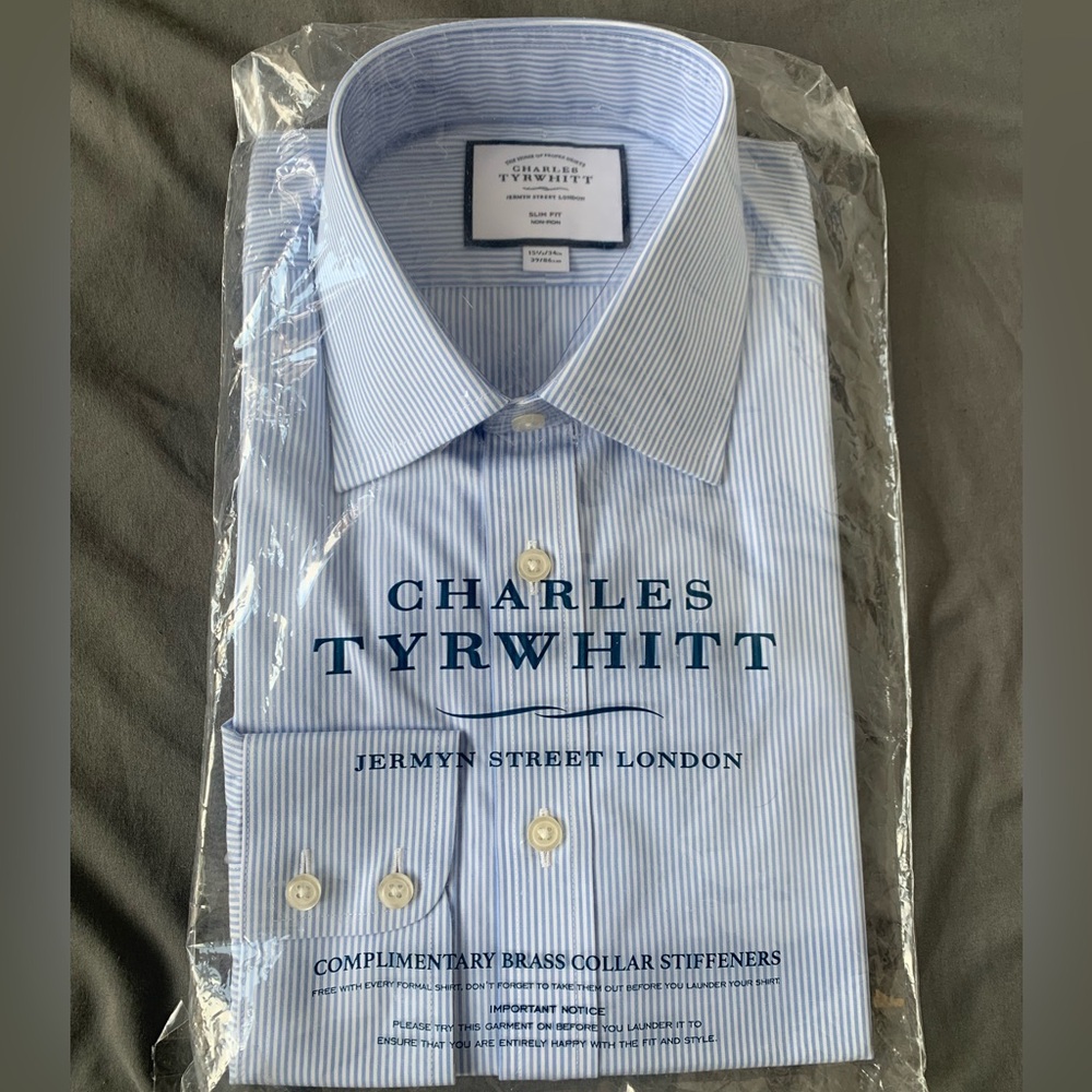 CHARLES TYRWHITT blue stripe dress shirt. UNWORN. 15.5 inch neck 34 inch sleeves